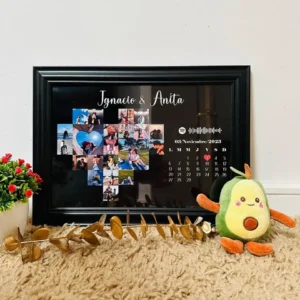 Cuadro A4 "Corazón con 21 fotos horizontal"